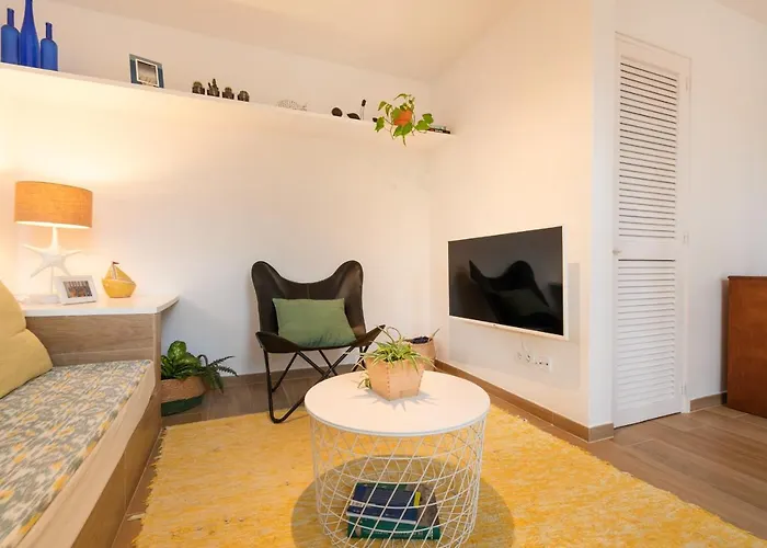 Casa Con Gran Jardin Cerca De La Playa - Baix