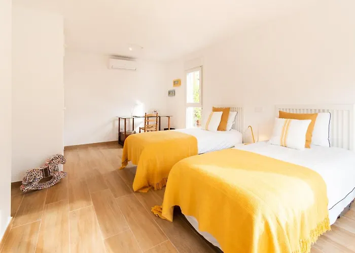 Casa Con Gran Jardin Cerca De La Playa - Baix
